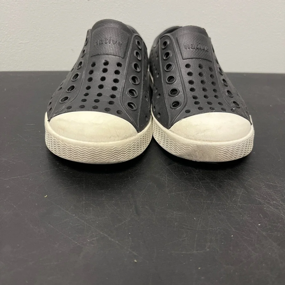 Native Shoes Kids Jefferson Water Shoe Black White Slip On Round‎ Toe C6